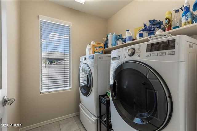2436 E SAINT CATHERINE Avenue, Phoenix, AZ 85042