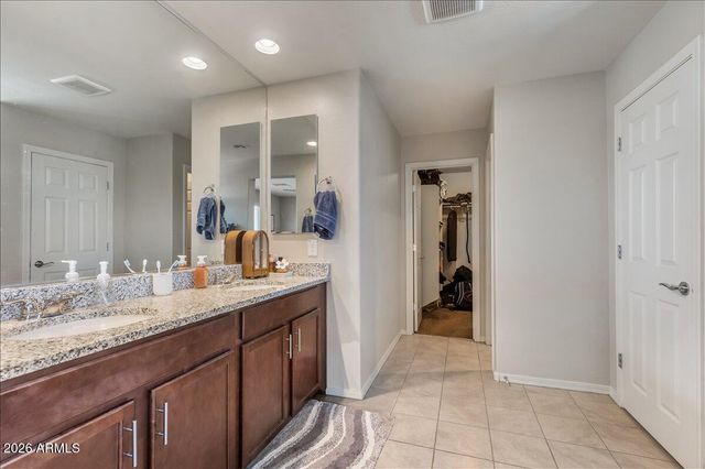 2436 E SAINT CATHERINE Avenue, Phoenix, AZ 85042