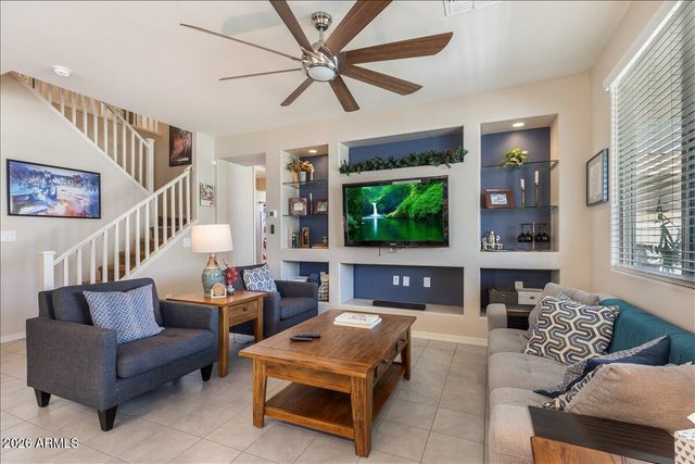 2436 E SAINT CATHERINE Avenue, Phoenix, AZ 85042