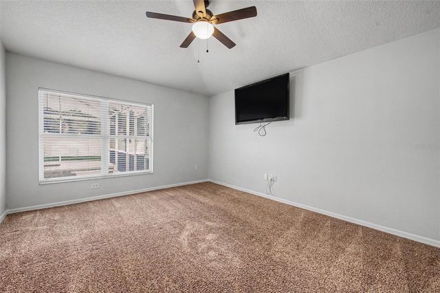4021 LITHIA RIDGE BOULEVARD, Valrico, FL 33596