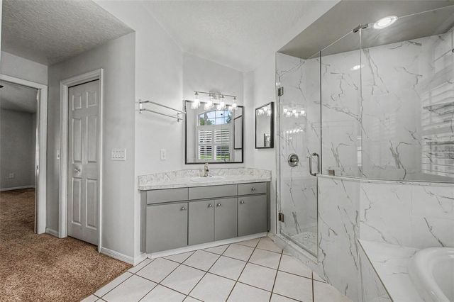 4021 LITHIA RIDGE BOULEVARD, Valrico, FL 33596