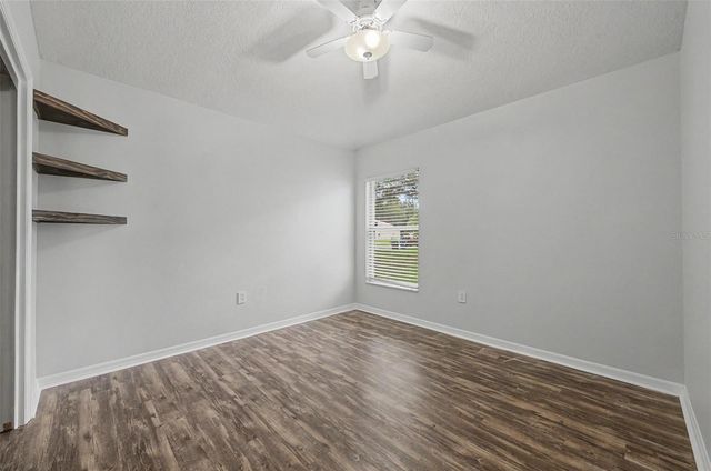 4021 LITHIA RIDGE BOULEVARD, Valrico, FL 33596