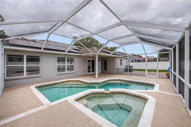 4021 LITHIA RIDGE BOULEVARD, Valrico, FL 33596