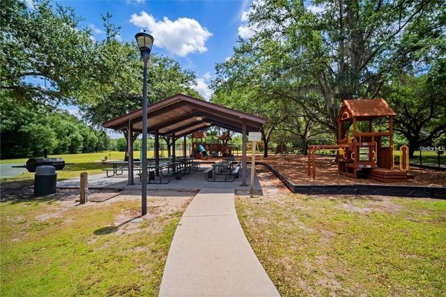 4021 LITHIA RIDGE BOULEVARD, Valrico, FL 33596
