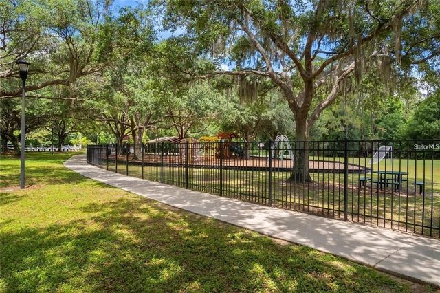 4021 LITHIA RIDGE BOULEVARD, Valrico, FL 33596