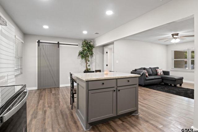 3915 Sabine, Texarkana, TX 75503