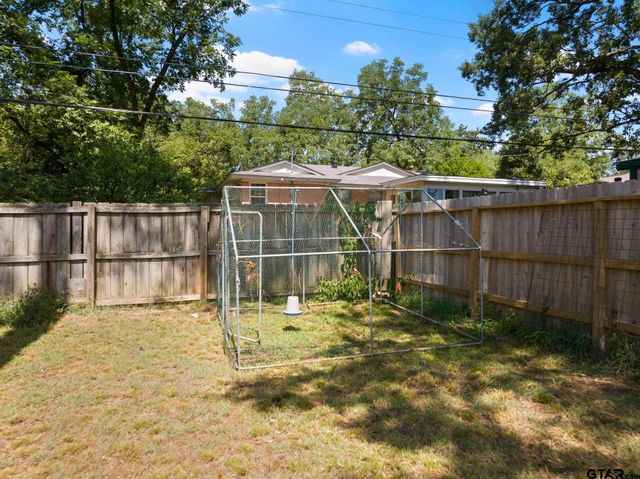 3915 Sabine, Texarkana, TX 75503