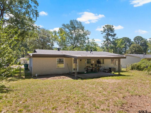 3915 Sabine, Texarkana, TX 75503