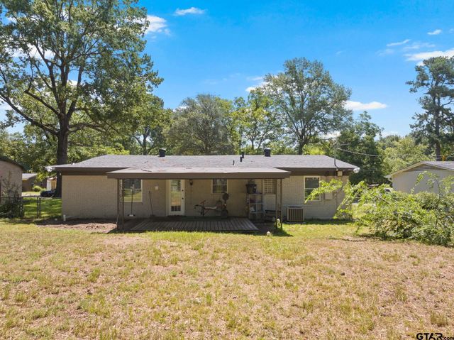 3915 Sabine, Texarkana, TX 75503