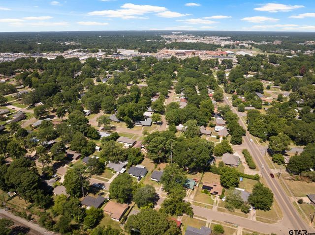 3915 Sabine, Texarkana, TX 75503