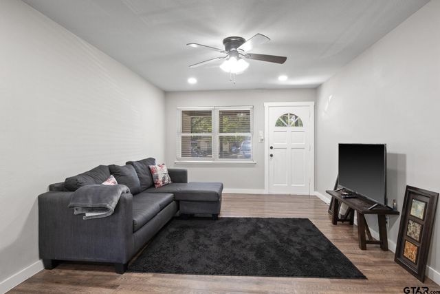 3915 Sabine, Texarkana, TX 75503