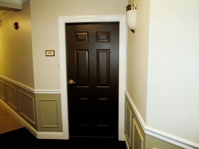 65 Hawthorne Dr Apt 110, Bedford, NH 03110
