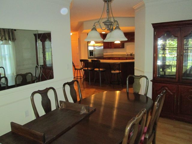 65 Hawthorne Dr Apt 110, Bedford, NH 03110