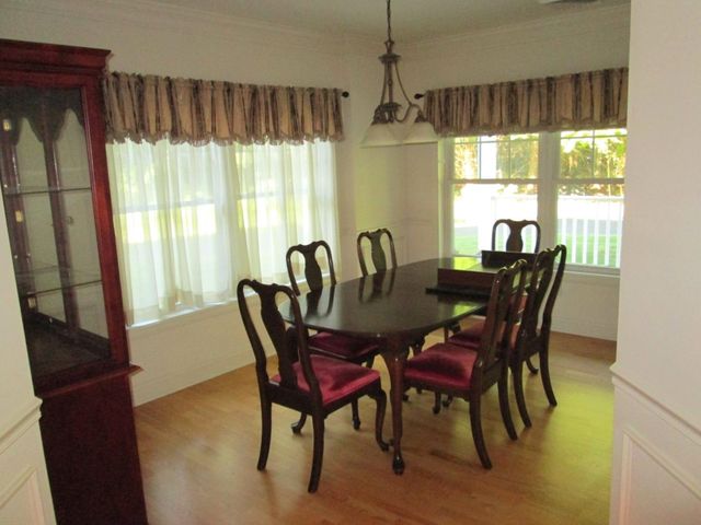 65 Hawthorne Dr Apt 110, Bedford, NH 03110