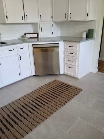 611 Cherry Street, Bowie, TX 76230