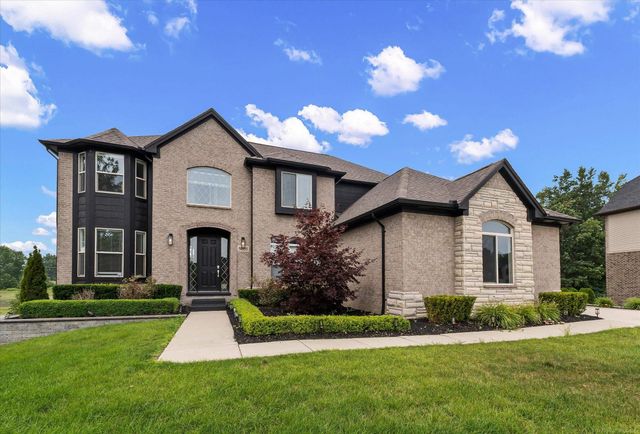 50155 N Anita Way, Macomb Twp, MI 48044
