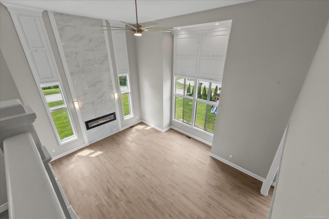 50155 N Anita Way, Macomb Twp, MI 48044