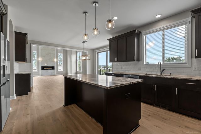 50155 N Anita Way, Macomb Twp, MI 48044