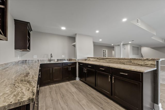 50155 N Anita Way, Macomb Twp, MI 48044