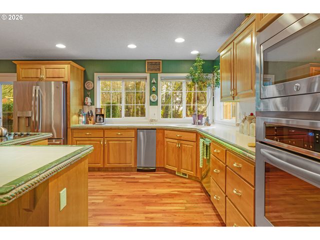 2770 Ne ROBERTS Ln, Newberg, OR 97132