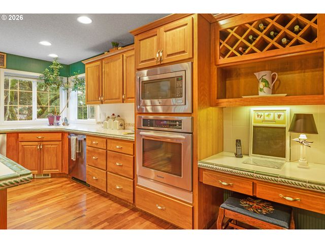 2770 Ne ROBERTS Ln, Newberg, OR 97132