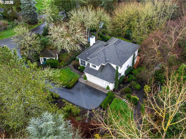 2770 Ne ROBERTS Ln, Newberg, OR 97132