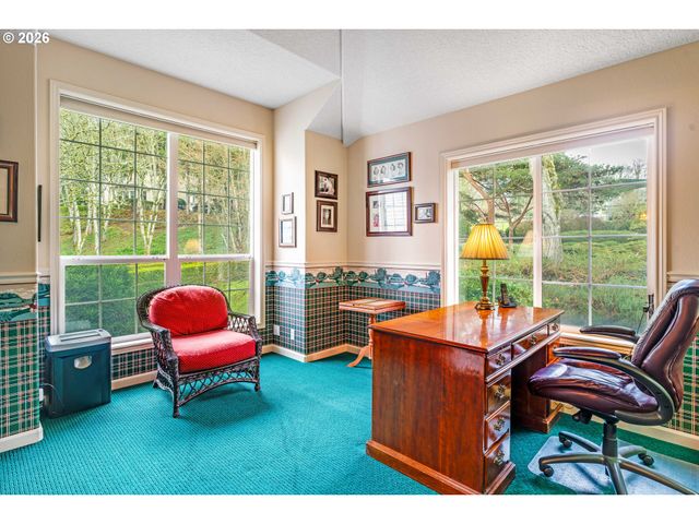 2770 Ne ROBERTS Ln, Newberg, OR 97132