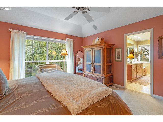 2770 Ne ROBERTS Ln, Newberg, OR 97132