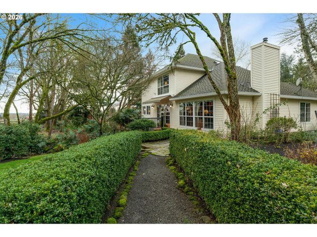 2770 Ne ROBERTS Ln, Newberg, OR 97132