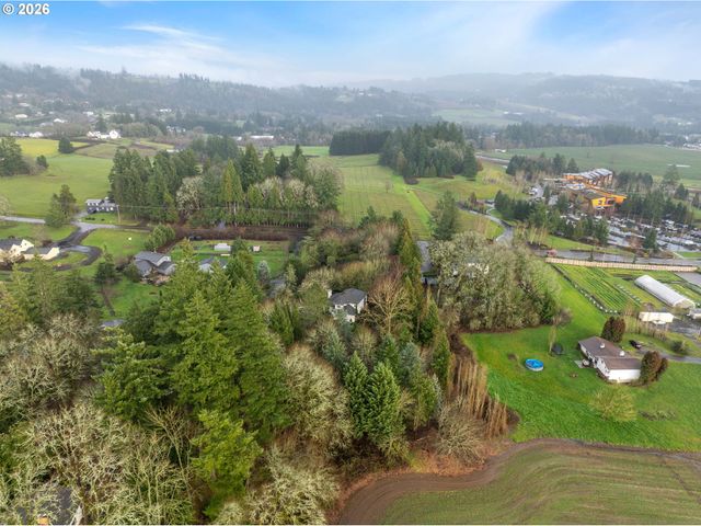 2770 Ne ROBERTS Ln, Newberg, OR 97132