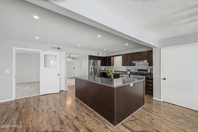 17256 N PARADISE PARK Drive, Phoenix, AZ 85032