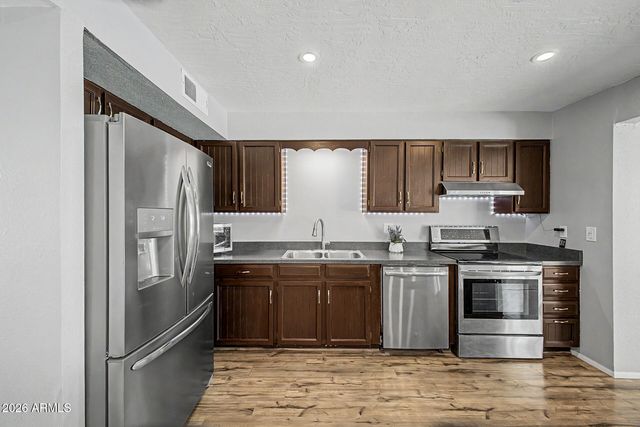 17256 N PARADISE PARK Drive, Phoenix, AZ 85032