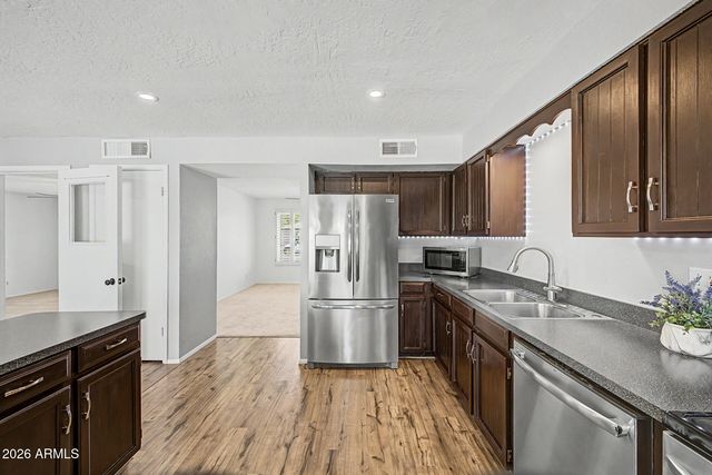 17256 N PARADISE PARK Drive, Phoenix, AZ 85032
