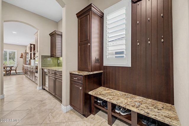 27425 W YUKON Drive, Buckeye, AZ 85396