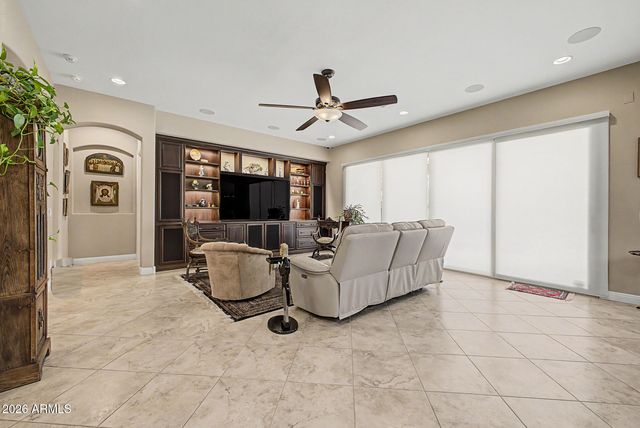27425 W YUKON Drive, Buckeye, AZ 85396
