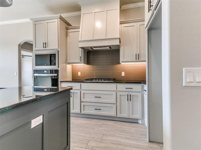 9216 SW 44th Terrace, Oklahoma City, OK 73179