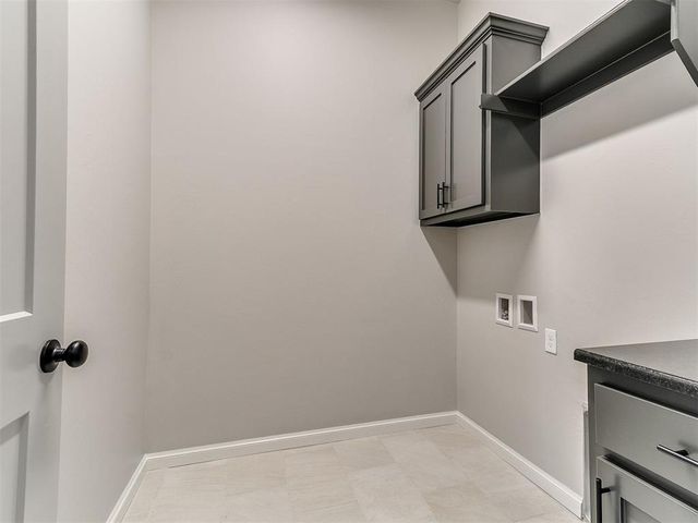 9216 SW 44th Terrace, Oklahoma City, OK 73179