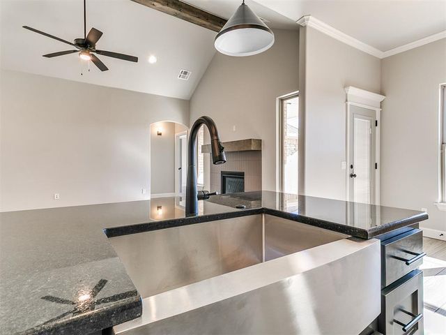 9216 SW 44th Terrace, Oklahoma City, OK 73179