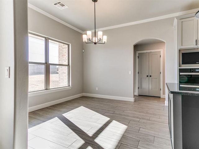 9216 SW 44th Terrace, Oklahoma City, OK 73179