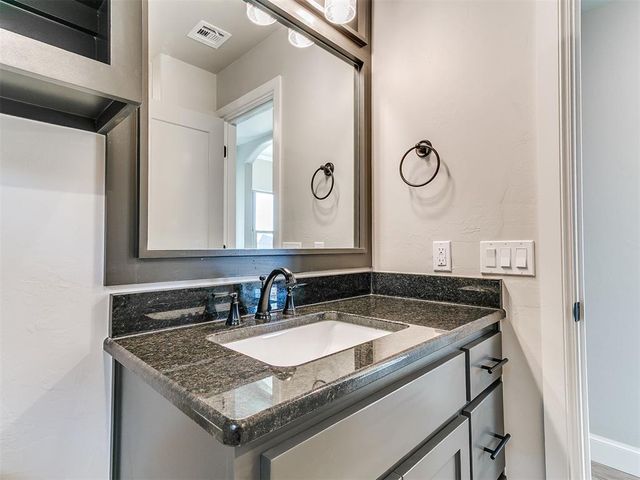 9216 SW 44th Terrace, Oklahoma City, OK 73179