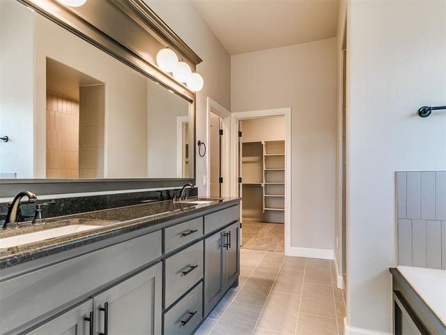 9216 SW 44th Terrace, Oklahoma City, OK 73179