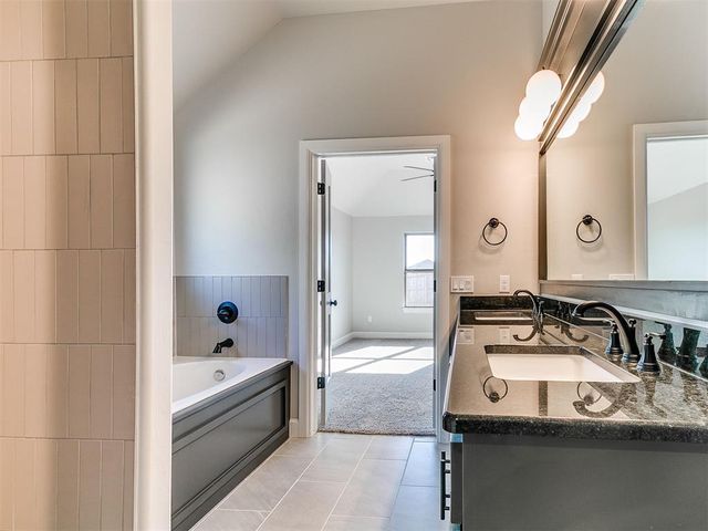 9216 SW 44th Terrace, Oklahoma City, OK 73179