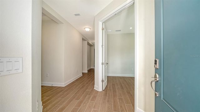 9866 CRYSTAL ISLES CIRCLE, Sarasota, FL 34241