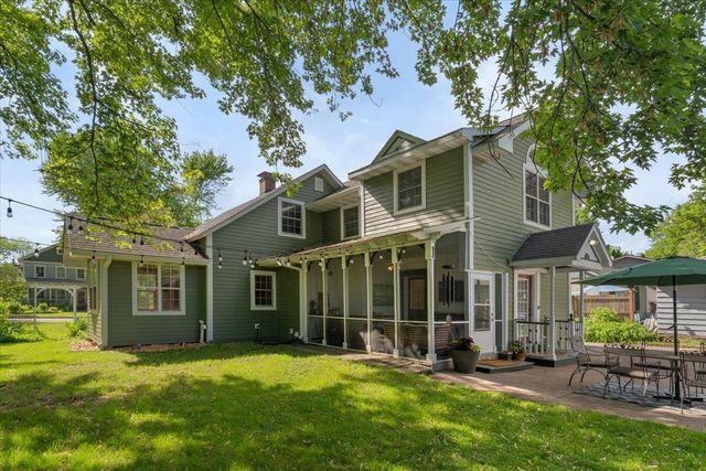 1215 4th Avenue S, Stillwater, MN 55082