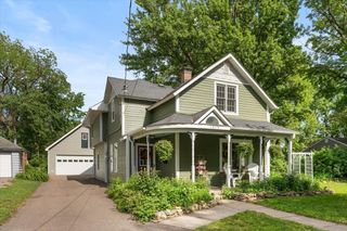 1215 4th Avenue S, Stillwater, MN 55082