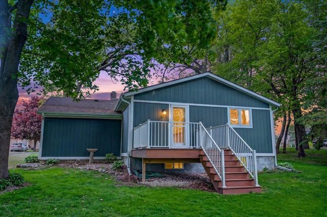 2211 Colladay Point Drive, Stoughton, WI 53589