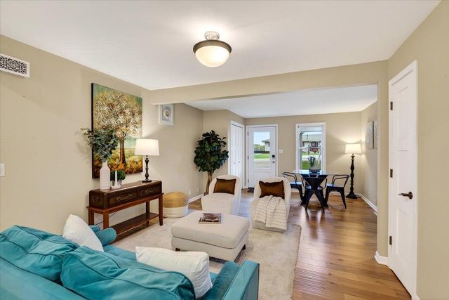 2211 Colladay Point Drive, Stoughton, WI 53589