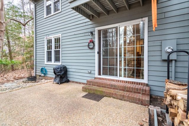 13 Autumn E, Williamsburg, VA 23188