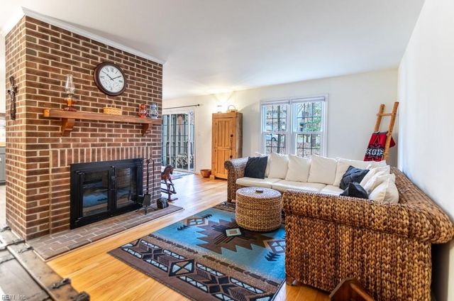 13 Autumn E, Williamsburg, VA 23188