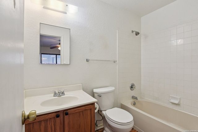 5015 Viking Coral, San Antonio, TX 78244